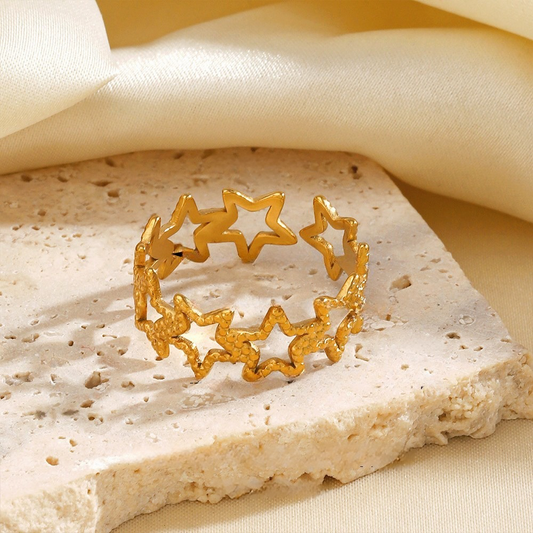 18K Gold Star Ring